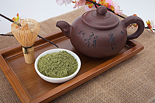 http://www.qunran.cn/html/03c4999947.html