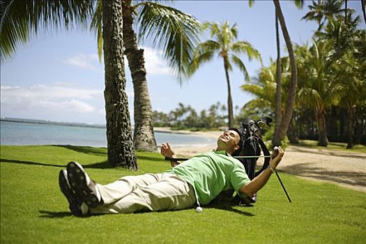 夏威夷,瓦胡岛,男人,休息,高尔夫球场