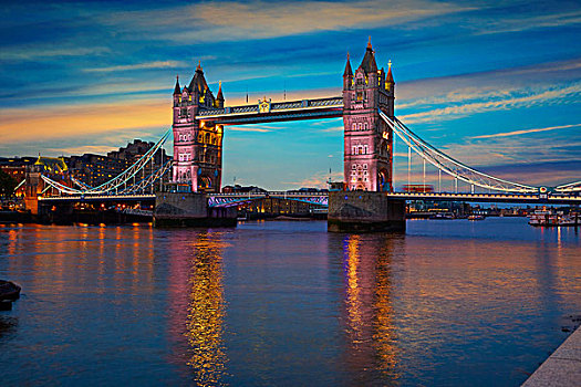 伦敦塔桥,日落,泰晤士河,英格兰
