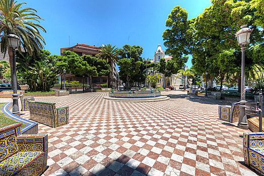 长椅,广场,圣克鲁斯-德特内里费,特内里费岛,加纳利群岛,西班牙,欧洲