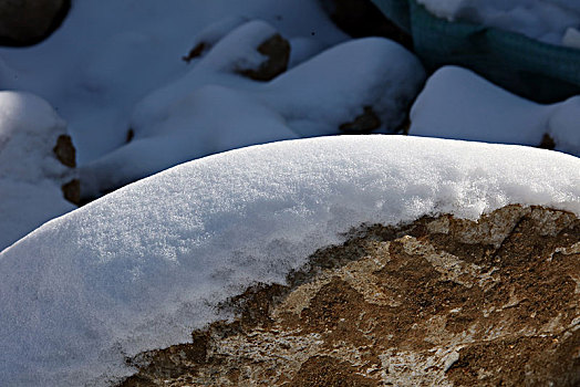 下雪,大雪,土地,土坷垃,原野,积雪