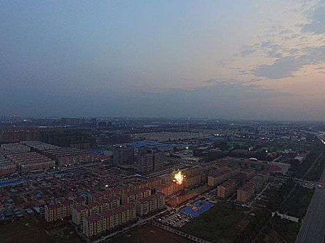 郑州市大河路黄河边夕阳景色