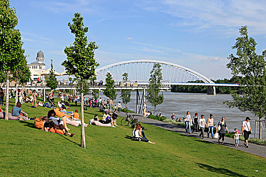 散步场所,多瑙河,布拉迪斯拉瓦,斯洛伐克人,共和国,欧洲