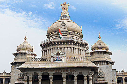 仰视,政府建筑,班加罗尔,印度