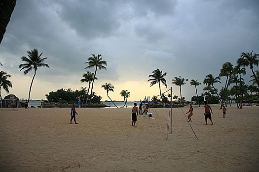 新加坡圣陶沙沙滩游人沙滩排球