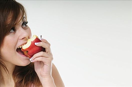 漂亮,年轻,黑发,女人,吃,红苹果