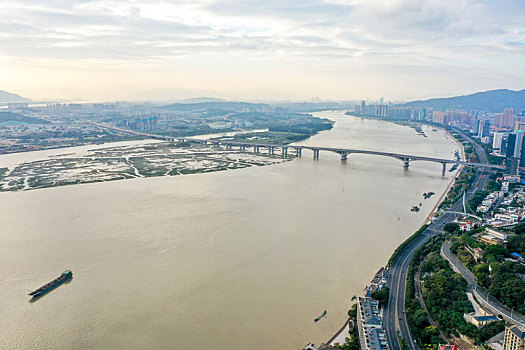 航拍福建福州闽江三江口大桥