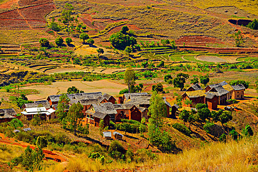 madagascar马达加斯加山梯田和房屋村庄
