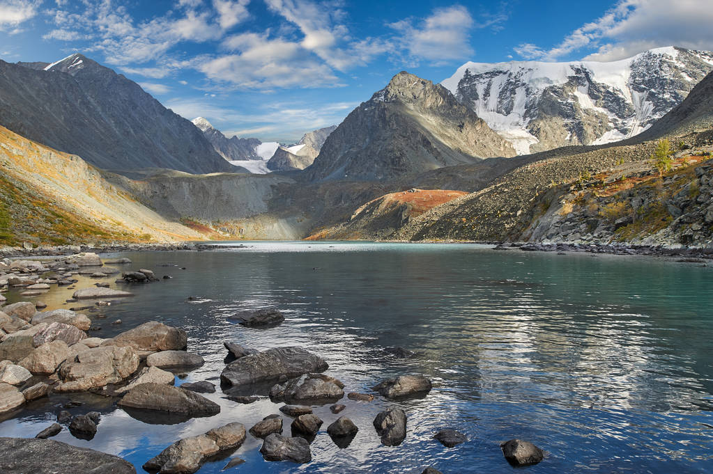 西伯利亚山脉图片