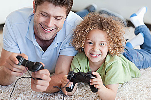 高兴,男孩,父亲,玩电玩