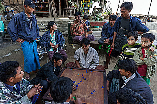 男人,坐,游戏,桌子,玩,棋类游戏,蒲甘,曼德勒,区域,缅甸,亚洲
