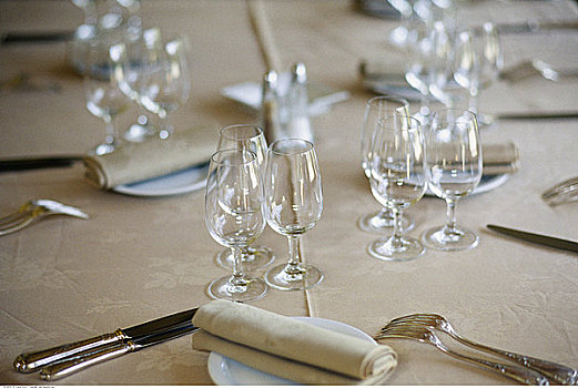 玻璃杯,餐具摆放,桌上,餐馆,法国