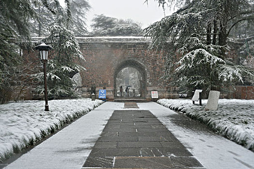 明孝陵雪景