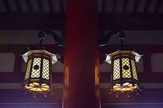 日本浅草寺的灯笼