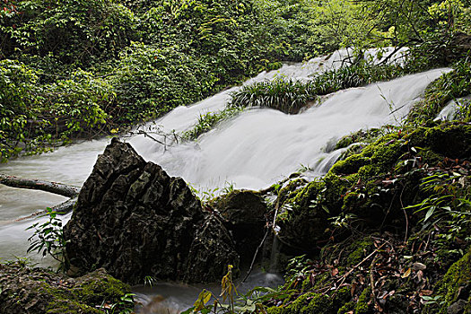 贵州荔波小七孔景区