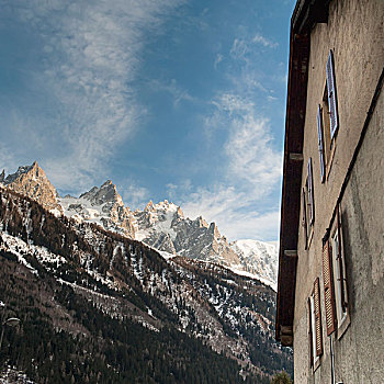 仰视,建筑,旁侧,法国阿尔卑斯山,隆河阿尔卑斯山省,法国