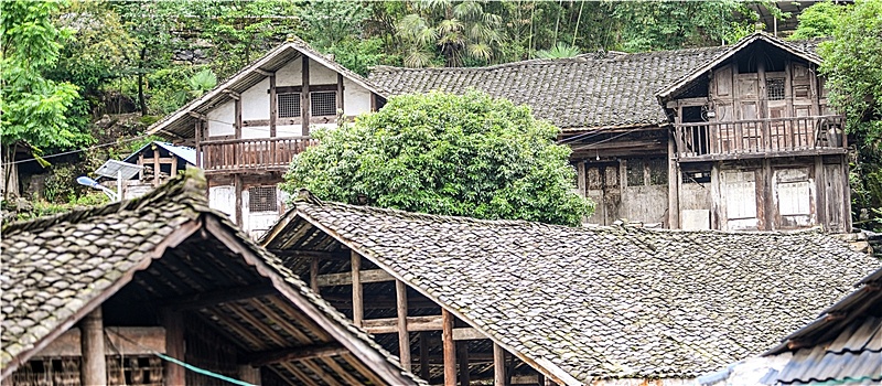 重庆酉阳,雨中即景