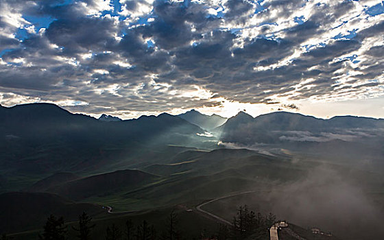 青海祁连县卓尔山