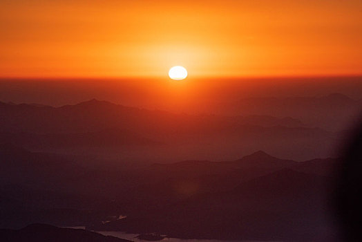 泰山日出