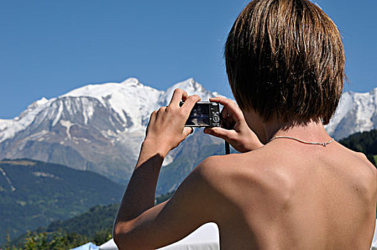 后视图,男孩,照相,山峦,阿尔卑斯山,法国
