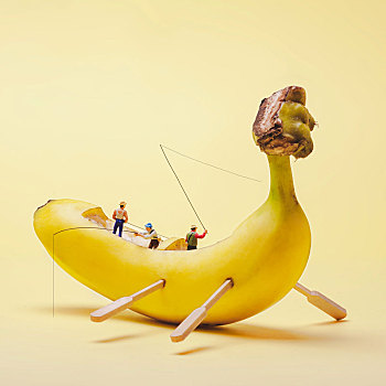 微缩小人,香蕉