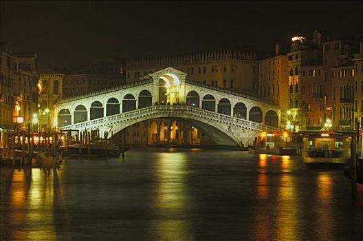 大运河,里亚尔托桥,夜晚,威尼斯,意大利