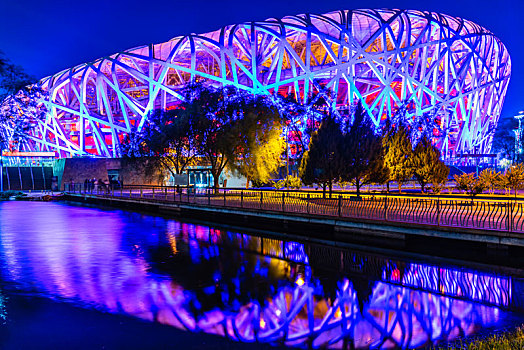 北京鸟巢国家体育场建筑夜景