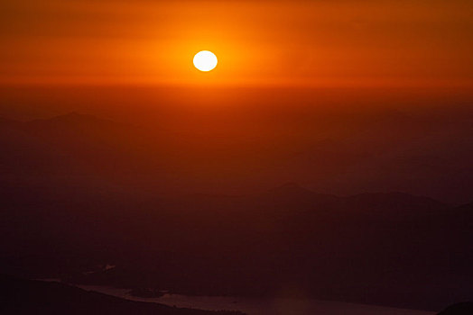 泰山日出