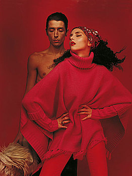 诱惑,女人,穿,红色,高领毛衣,雨披,姿势,正面,男人,闭眼