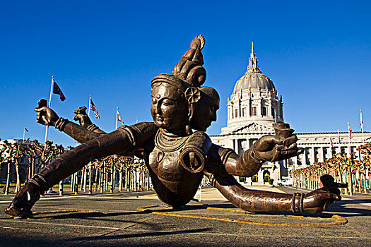 佛,雕塑,三个,头部,手臂,城市,中心,广场,市区,旧金山,加利福尼亚,美国
