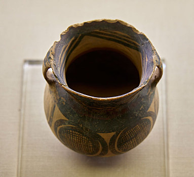 新石器时代菜园文化圆圈网纹纹双耳彩陶罐