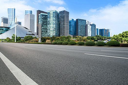 沥青路面和建筑背景图