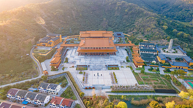 航拍江苏省无锡市滨湖区灵山大佛景区