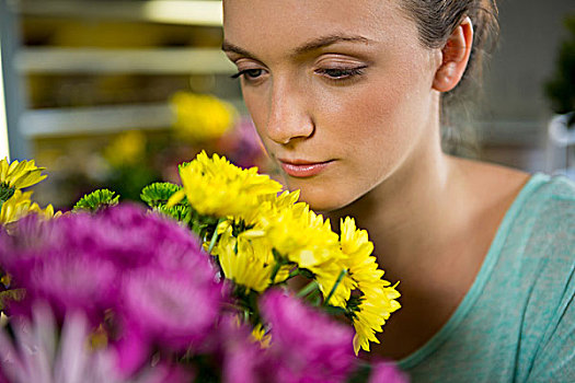 女人,嗅,花束,花,店