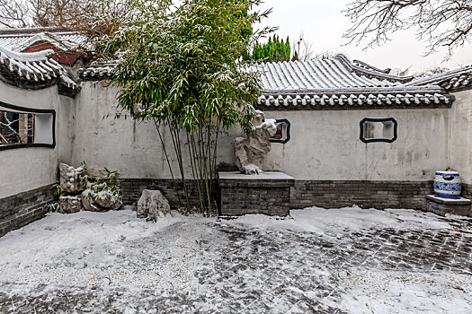 中国山东省潍坊市十笏园雪景