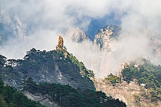 安徽省黄山市黄山飞来石景区自然景观