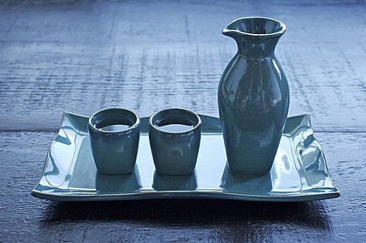 靜物,日本米酒