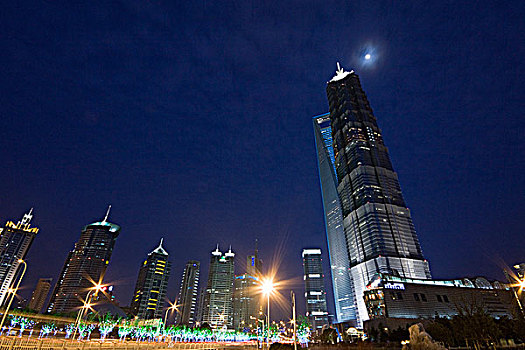 上海浦东陆家嘴的夜景城市风光