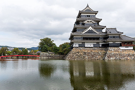 松本城