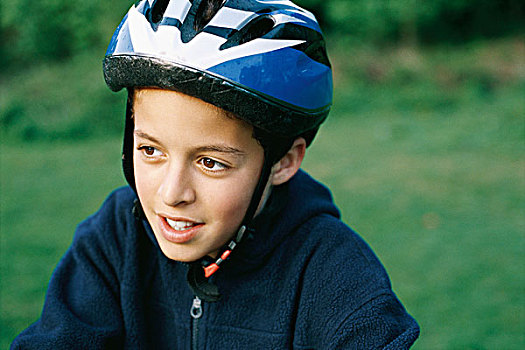 男孩,穿,自行车头盔