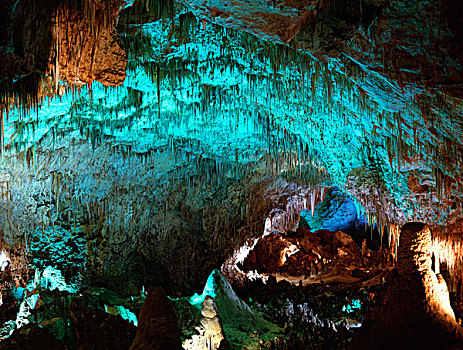 石笋,卡尔斯巴德洞穴国家公园,新墨西哥,美国