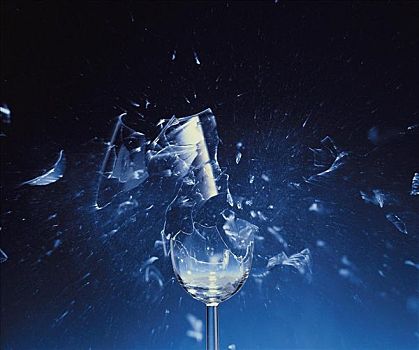 葡萄酒杯,碎玻璃