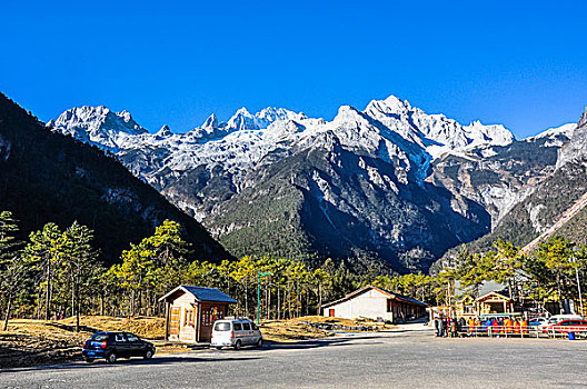 云南雪山风景