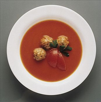 西红柿汤,肉,饺子