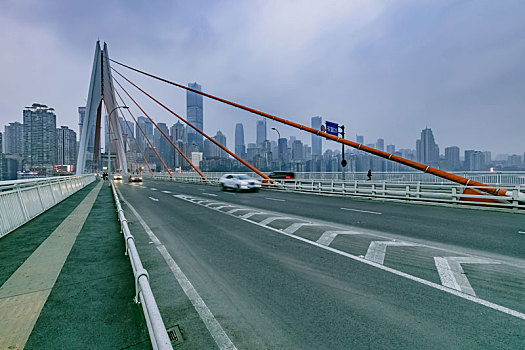 重庆市嘉陵江千厮门大桥高楼环境建筑