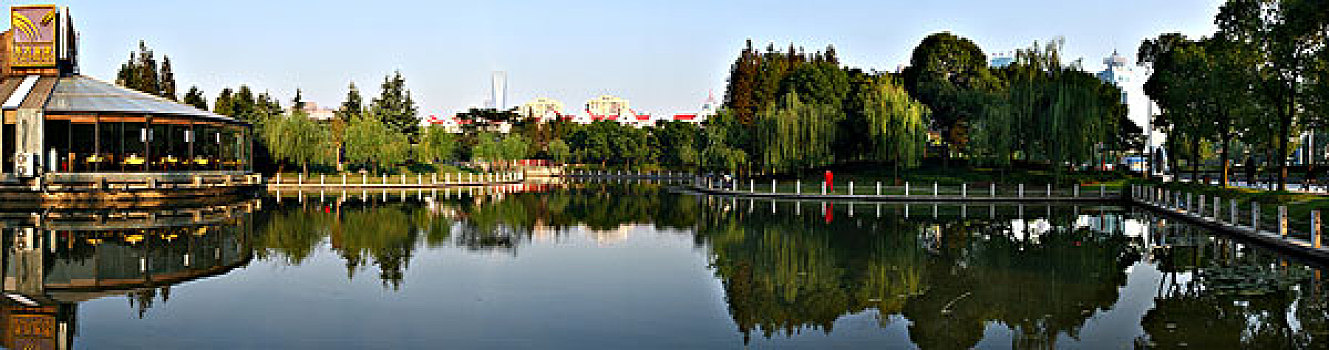 上海塘桥公园全景