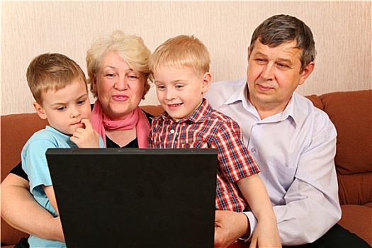 祖父母,孙辈,笔记本电脑