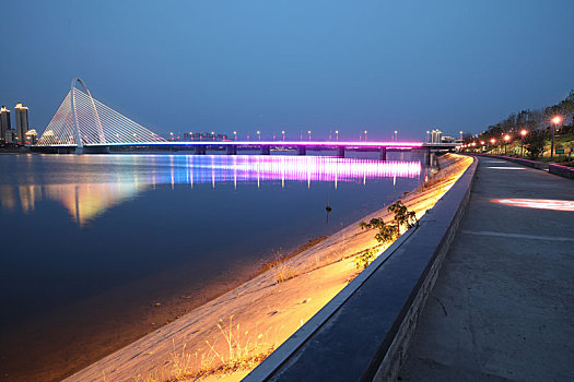 陕西西安灞河彩虹桥