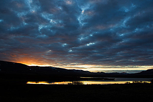 子夜太阳,半岛,阿拉斯加