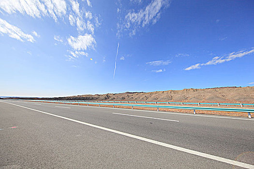 新疆哈密高速公路